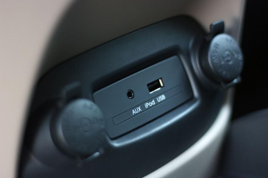  Kia Soul 2010 года  (фото 19 из 49)
